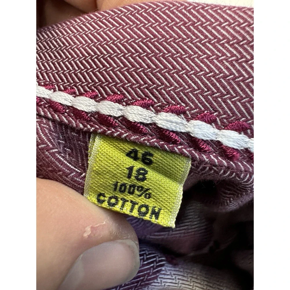 Robert Graham this shirt
